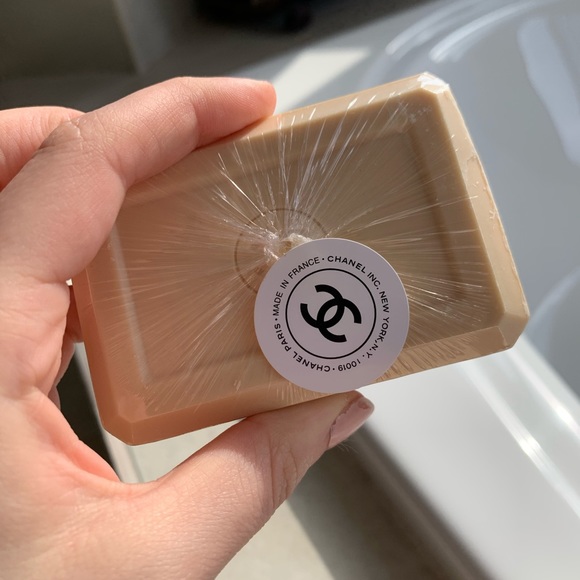 Chanel bath soap - Picture 3 of 6